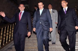 Gabino Cué Gobernador Electo de Oaxaca y Marcelo Ebrab Jefe GDF