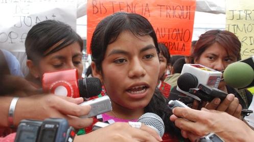 PLANTÓN: mujeres Triquis en Oaxaca