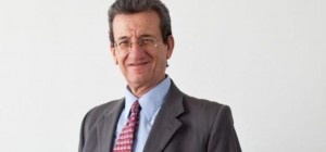 Periodista y Escritor. Rafael Loret de Mola