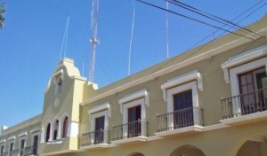 Palacio Municipal H. Ayuntamiento de Putla / mexicoenfoto